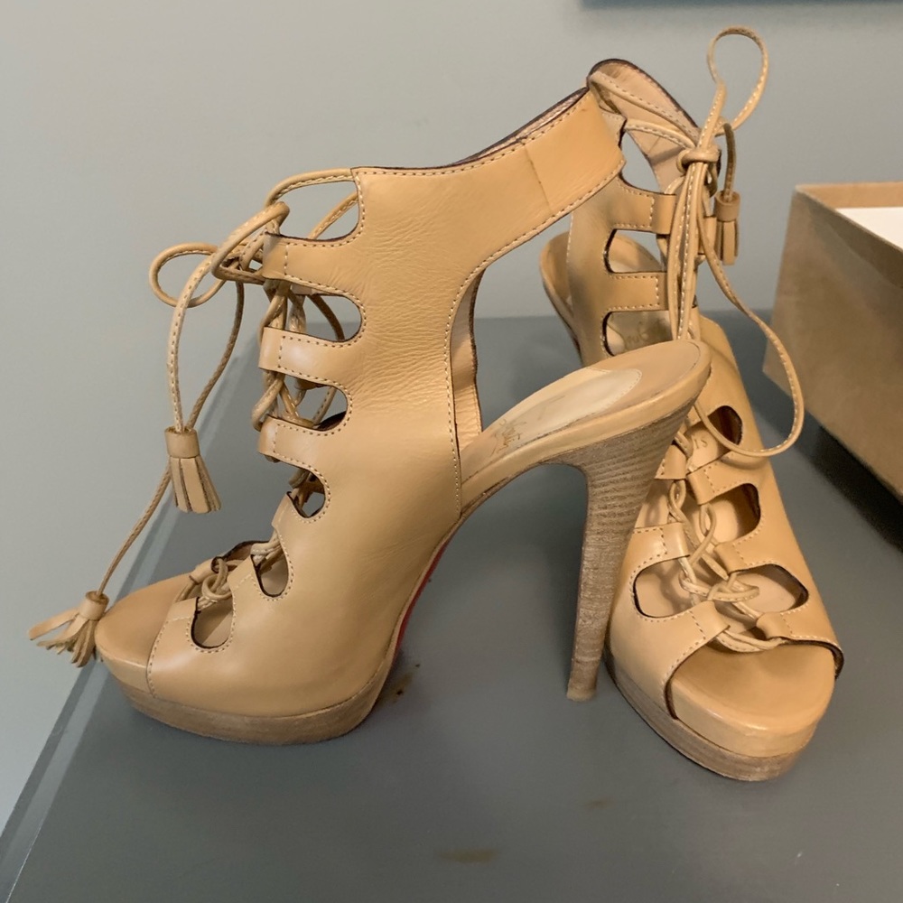 Christian Louboutin sz37 lace up heel pre-owned